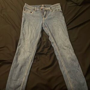 Hollister high-rise supper skinny